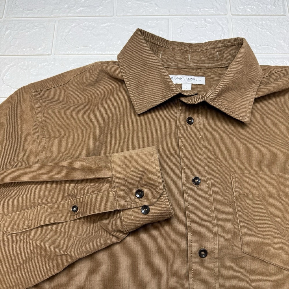 Banana Republic Mens Brown Corduroy Button Down Shirt Large Standard Fit